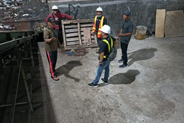 Discuss dengan team pengolahan sampah modern di TPS balak Songgon Banyuwangi